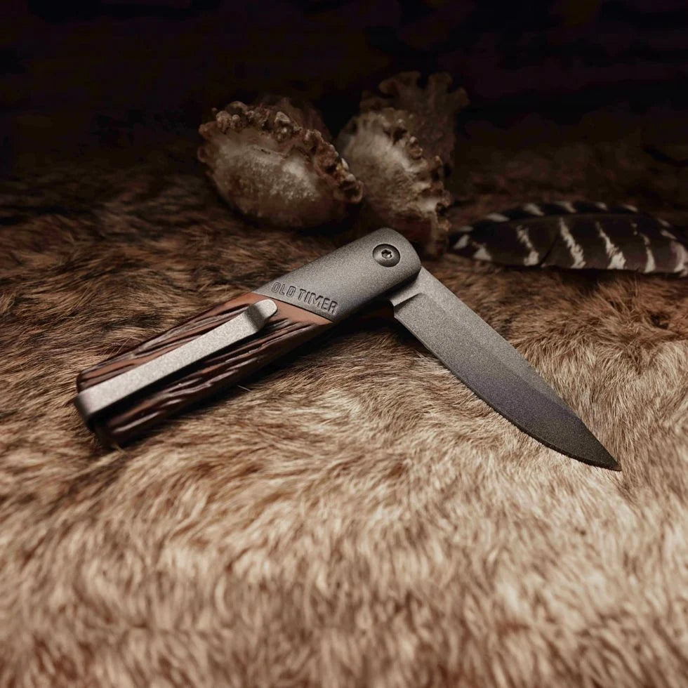 Frontier Barlow Folder